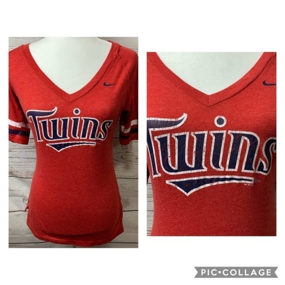 EUC Nike Twins Raglan V-Neck Tee - Picture 1 of 7